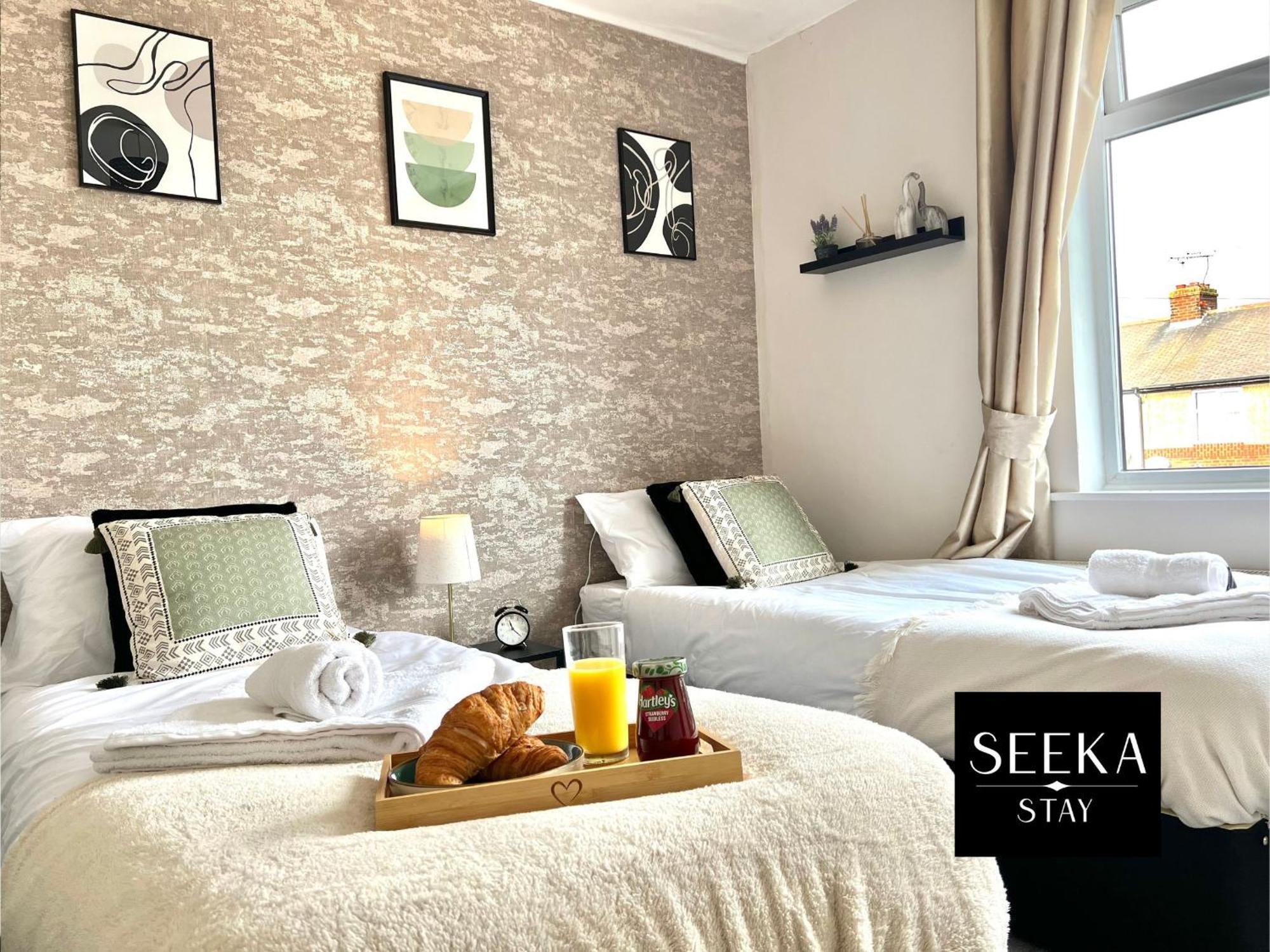 Cosy 2-Bedroom House, Walking Distance Cbs, Ideal For Contractors-Business Stays Ковентри Экстерьер фото